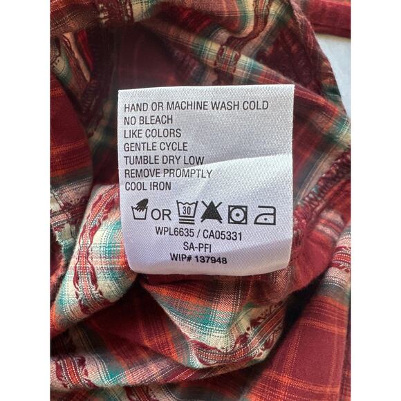 Woolrich Red Green White Plaid Pearl Snap Button Cotton Blouse Shirt Size Medium - Picture 10 of 10
